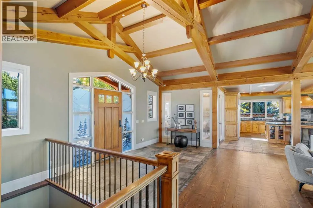 15 Escarpment Park