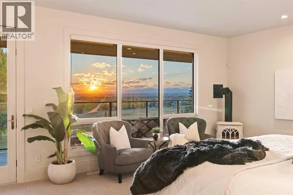 15 Escarpment Park