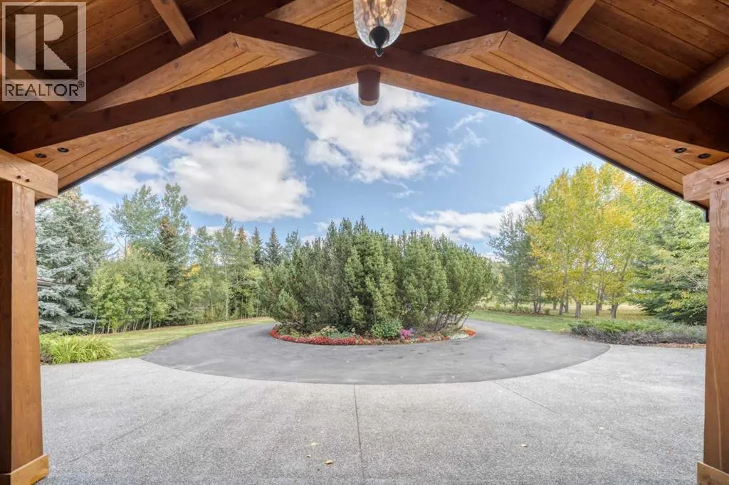 15 Escarpment Park