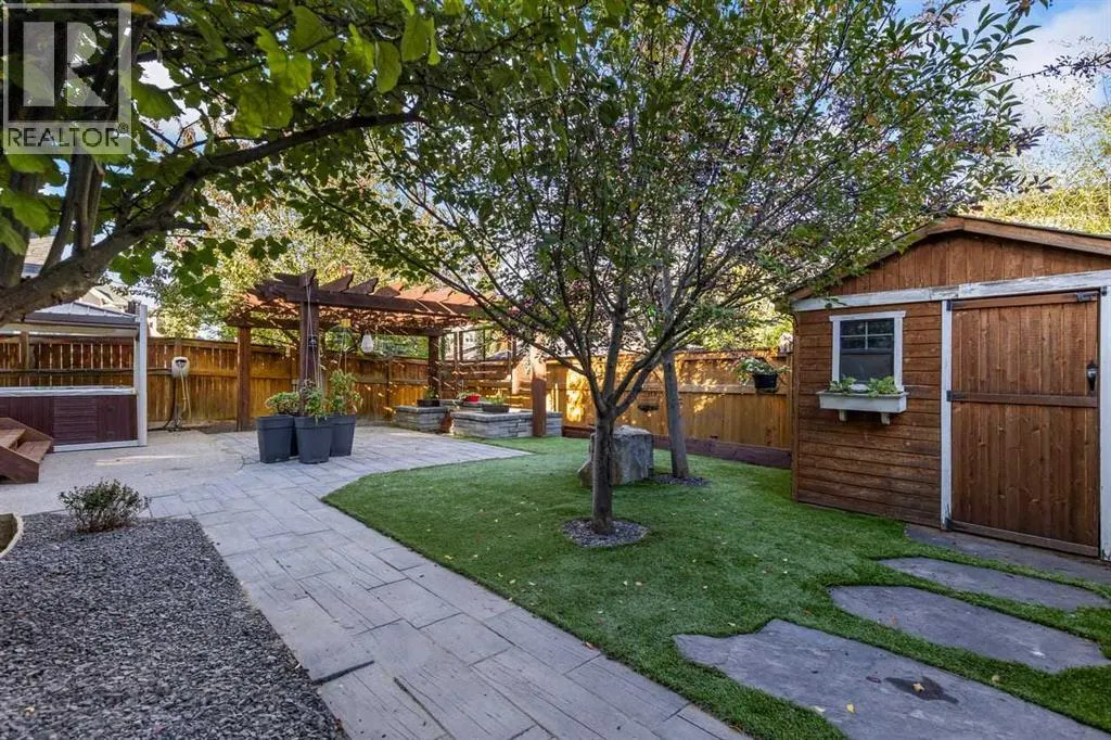 236 Aspen Dale Way SW