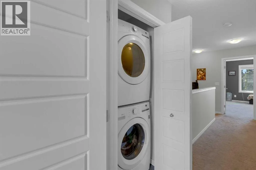 1706, 280 Williamstown Close NW