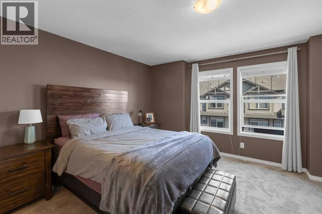 1706, 280 Williamstown Close NW