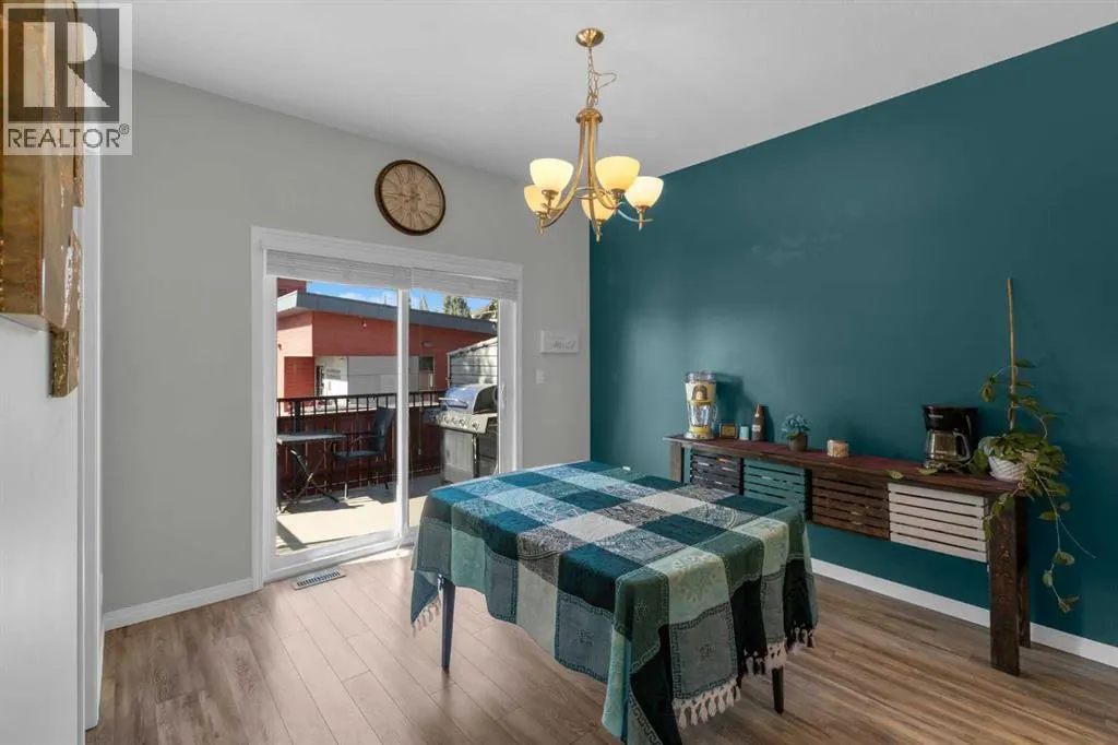 1706, 280 Williamstown Close NW