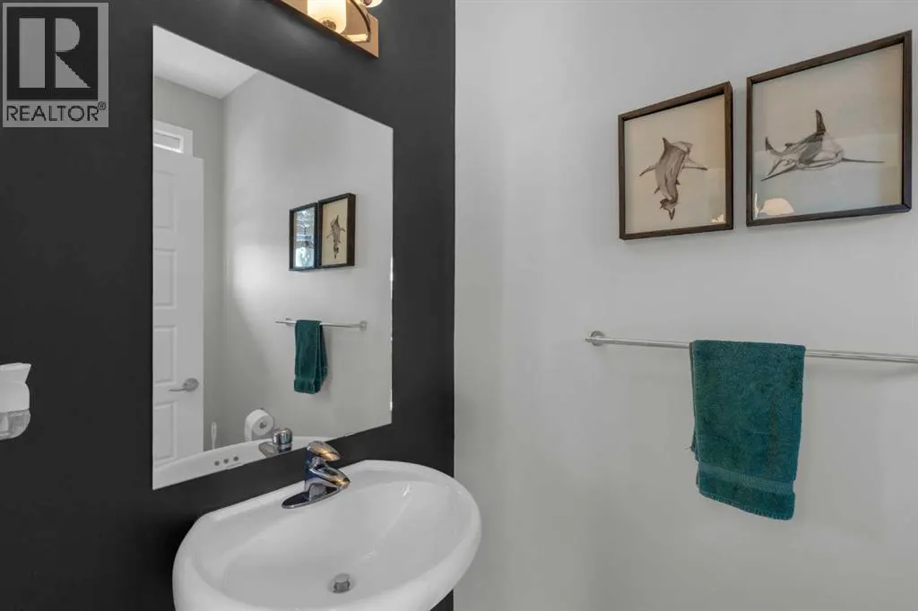 1706, 280 Williamstown Close NW