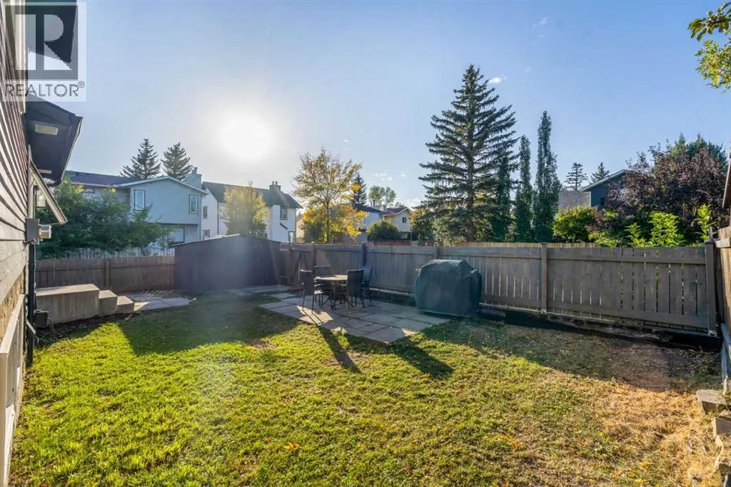 71 Riverbend Drive SE