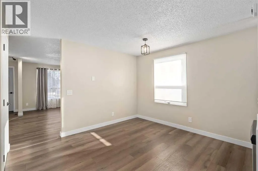 71 Riverbend Drive SE