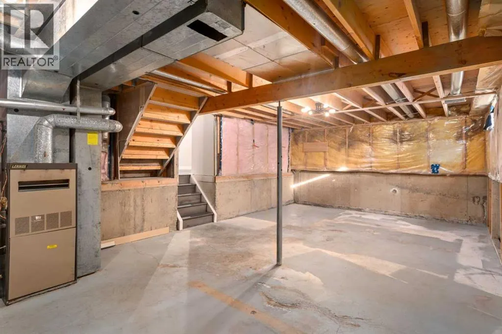 71 Riverbend Drive SE