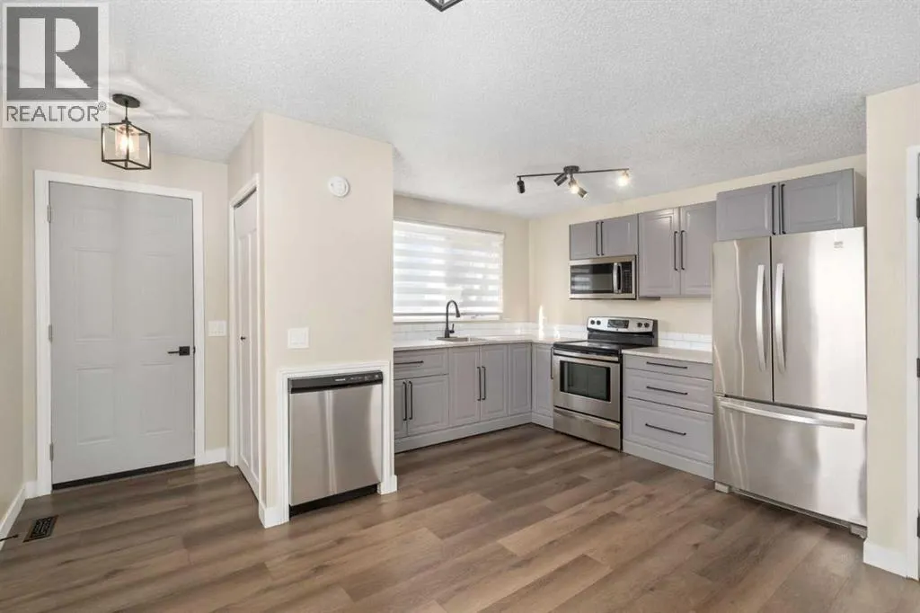 71 Riverbend Drive SE