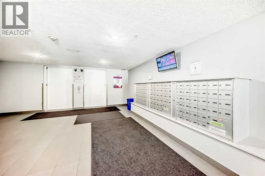 2124, 115 Prestwick Villas SE