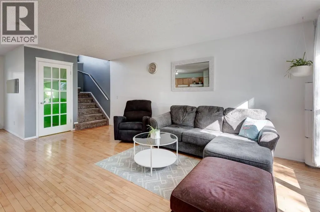244 PRESTWICK Avenue SE
