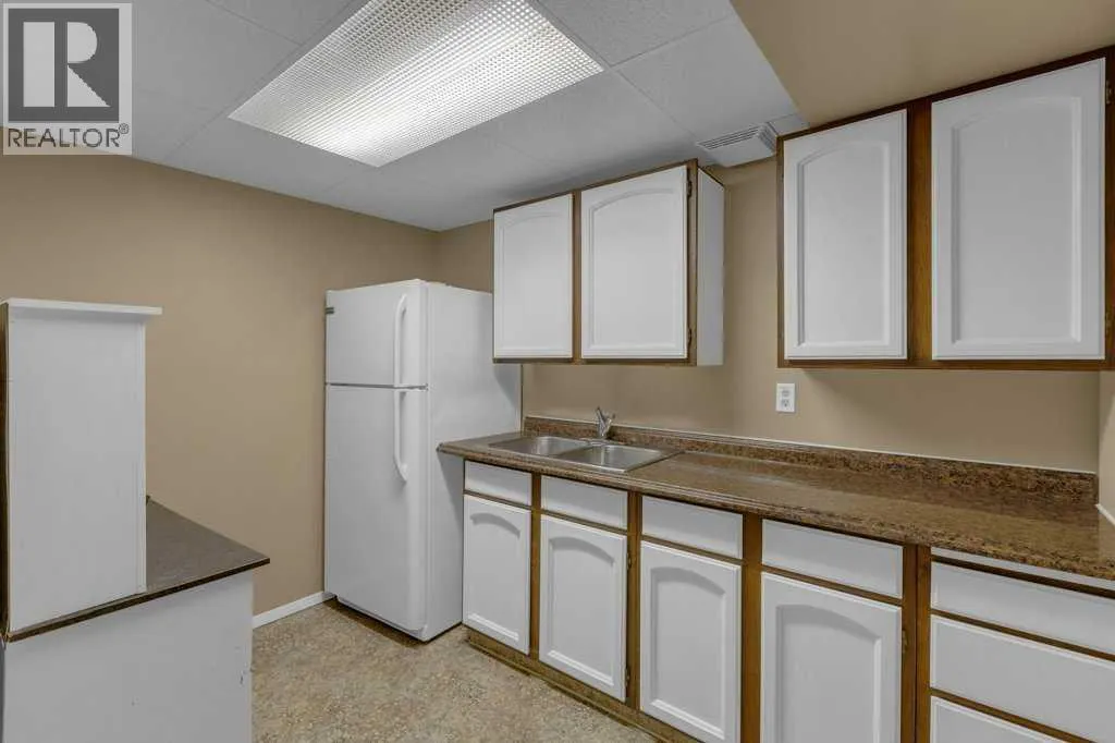 56 Spring Haven Close SE