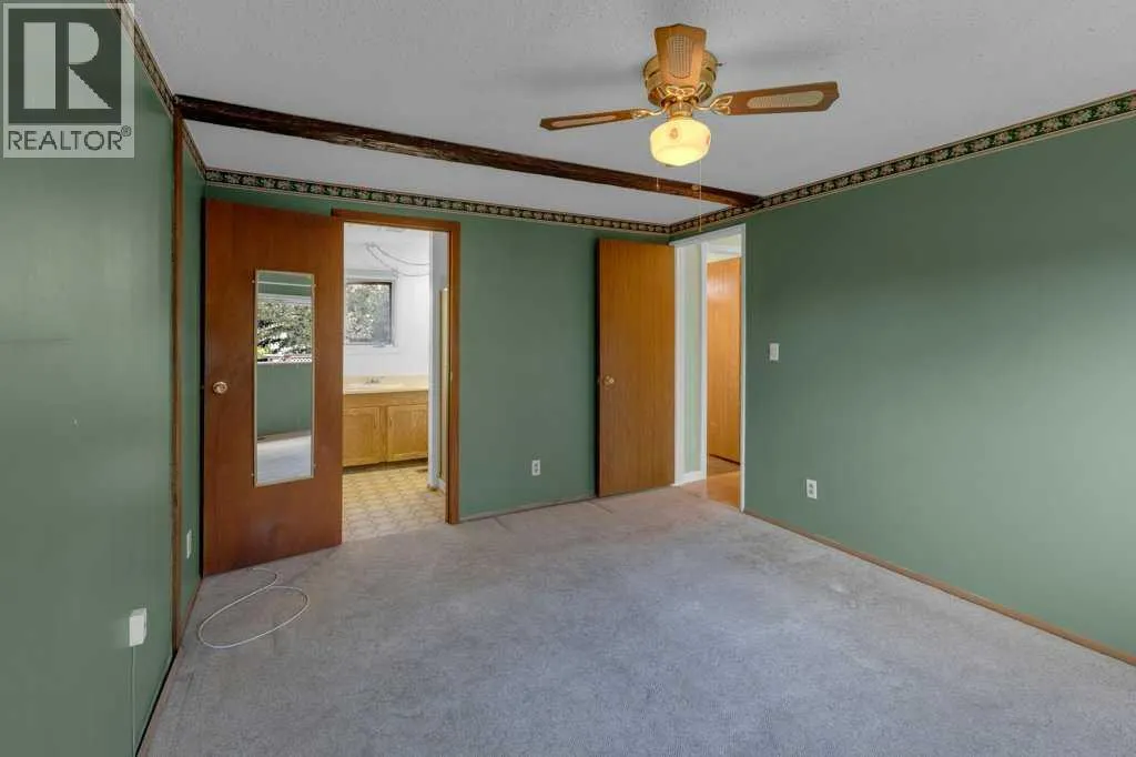 56 Spring Haven Close SE