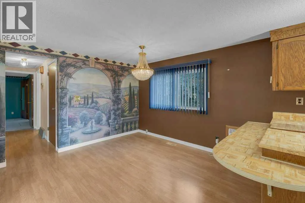 56 Spring Haven Close SE