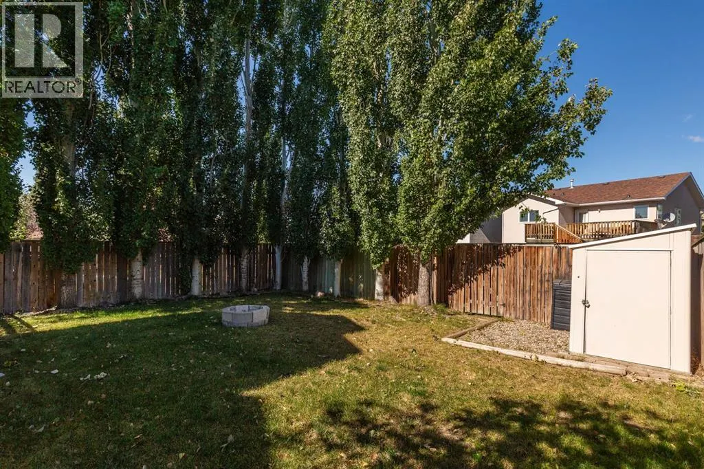 154 Blackfoot Court W
