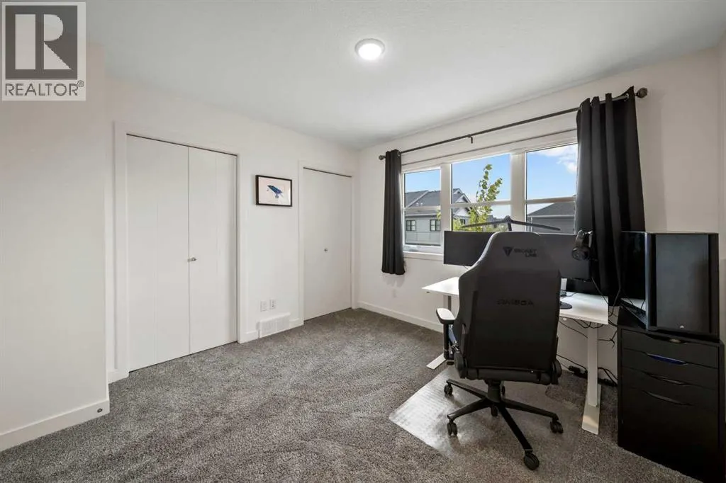 25 Walden Common SE