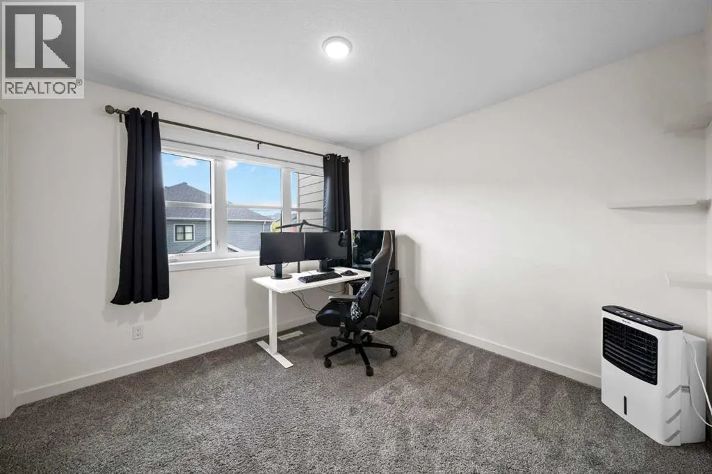 25 Walden Common SE