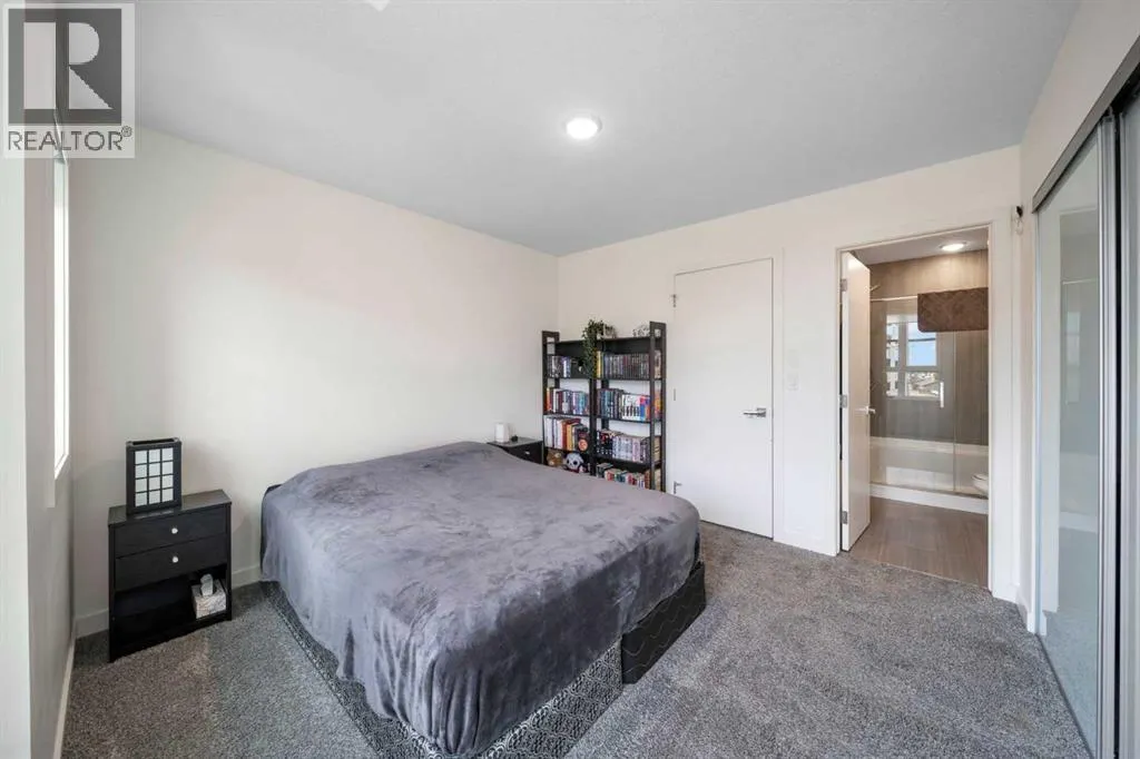 25 Walden Common SE