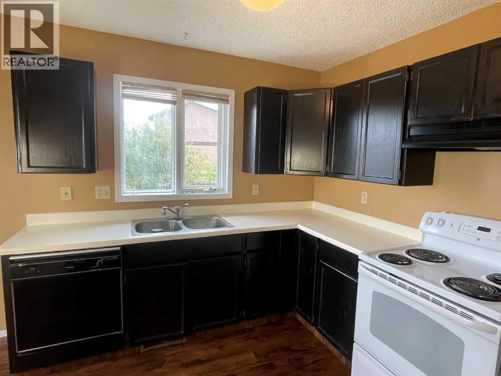 5 Hillside Crescent