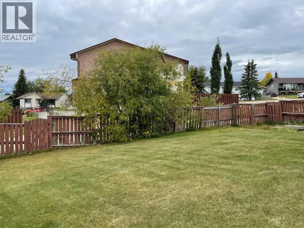 5 Hillside Crescent