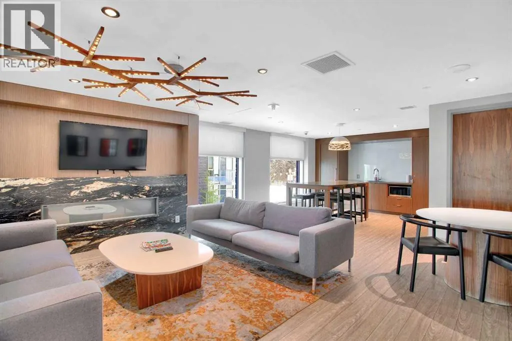 311, 138 Waterfront Court SW