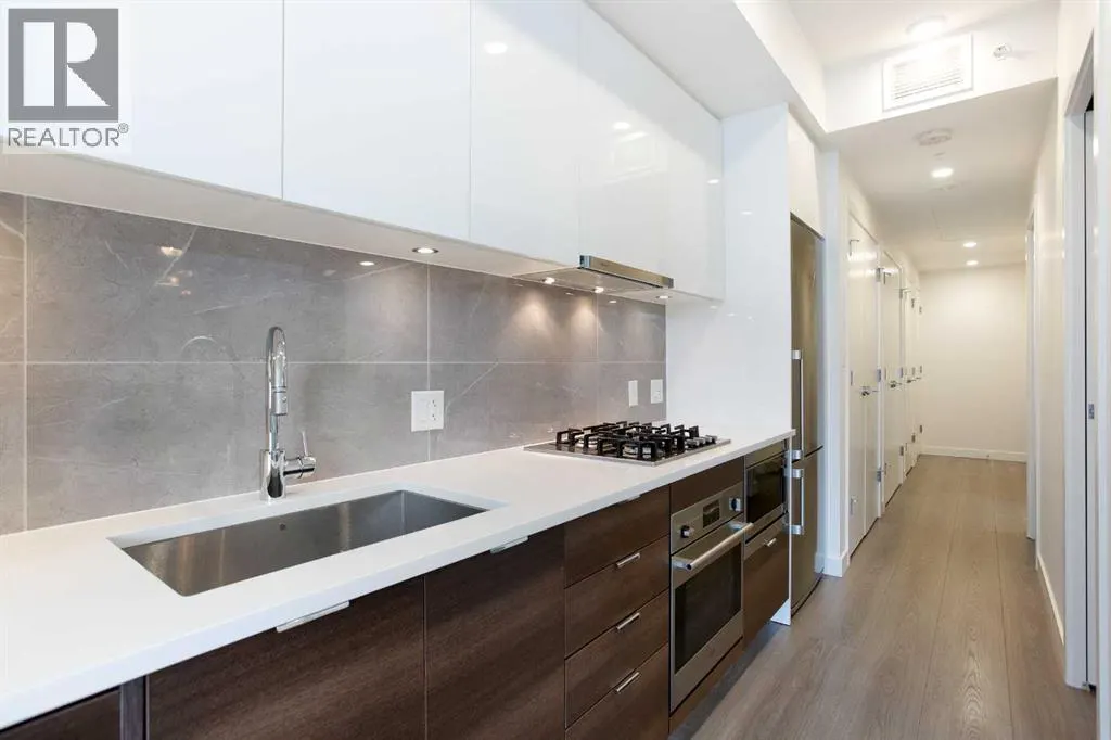 311, 138 Waterfront Court SW