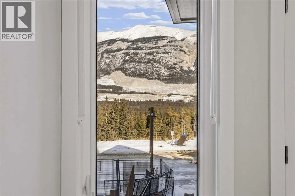 201J, 209 Stewart Creek Rise