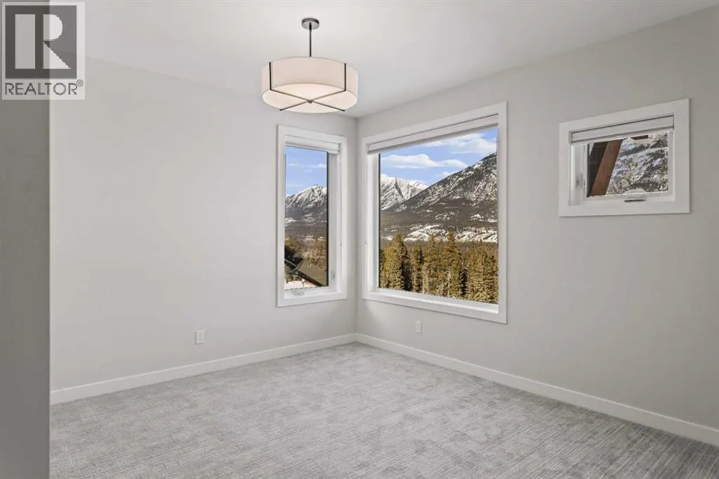 201J, 209 Stewart Creek Rise
