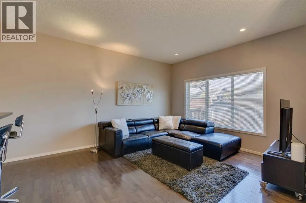 467 Mahogany Terrace SE