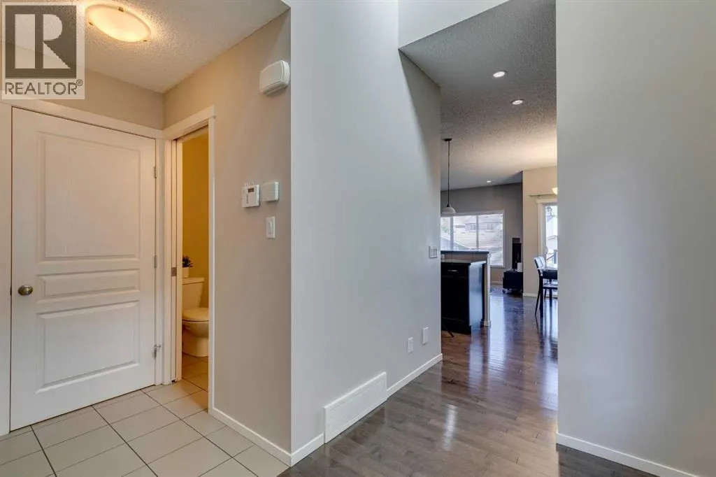 467 Mahogany Terrace SE