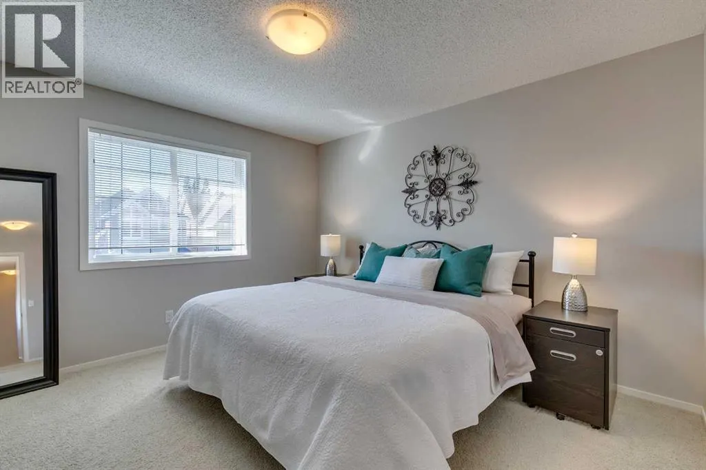 467 Mahogany Terrace SE
