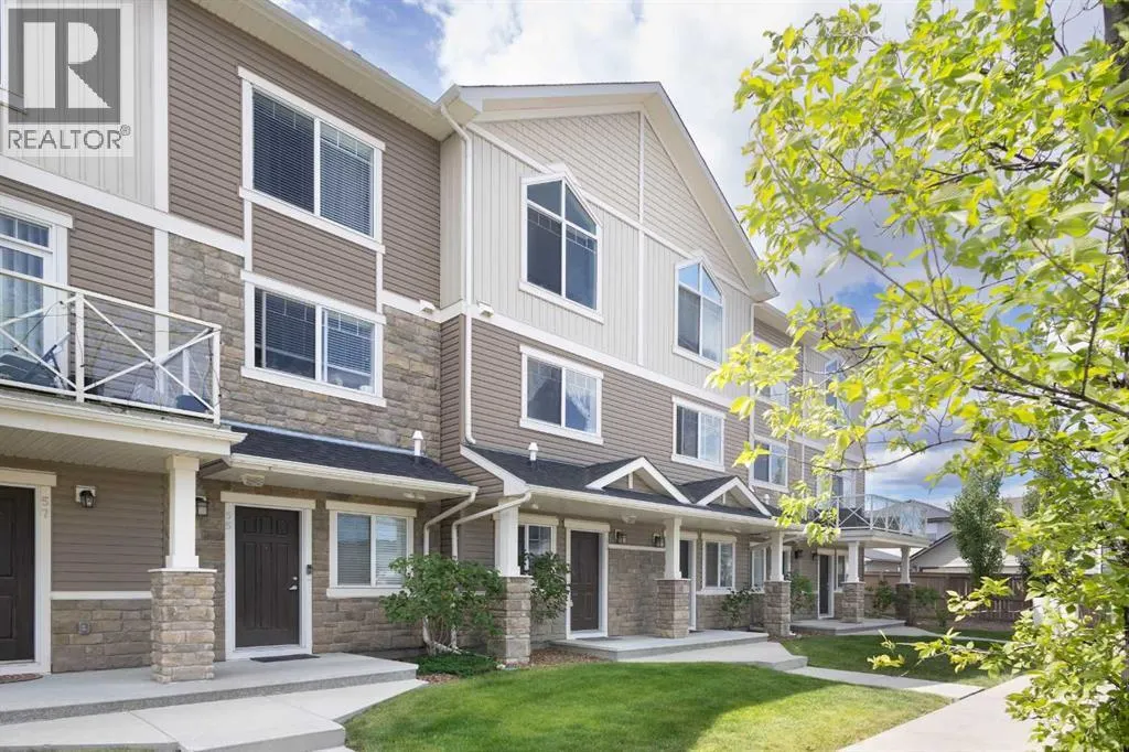 53 Skyview Ranch Manor NE