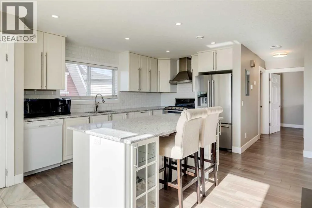 123 Marquis Green SE