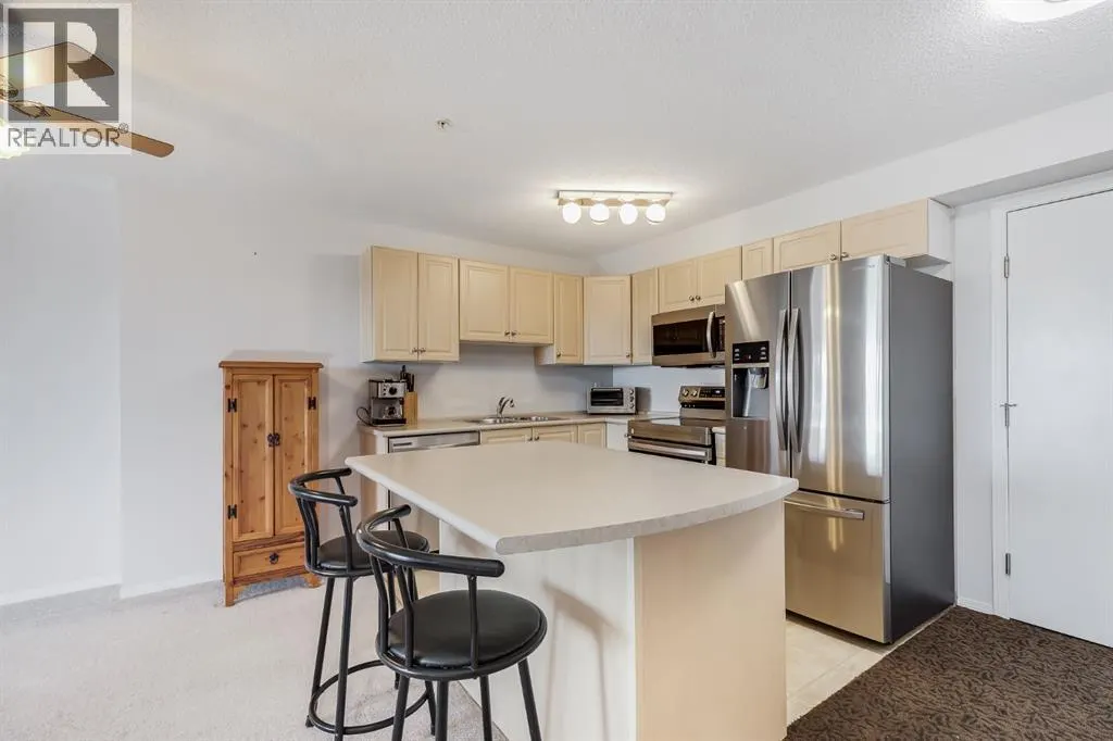 7308, 304 Mackenzie  SW