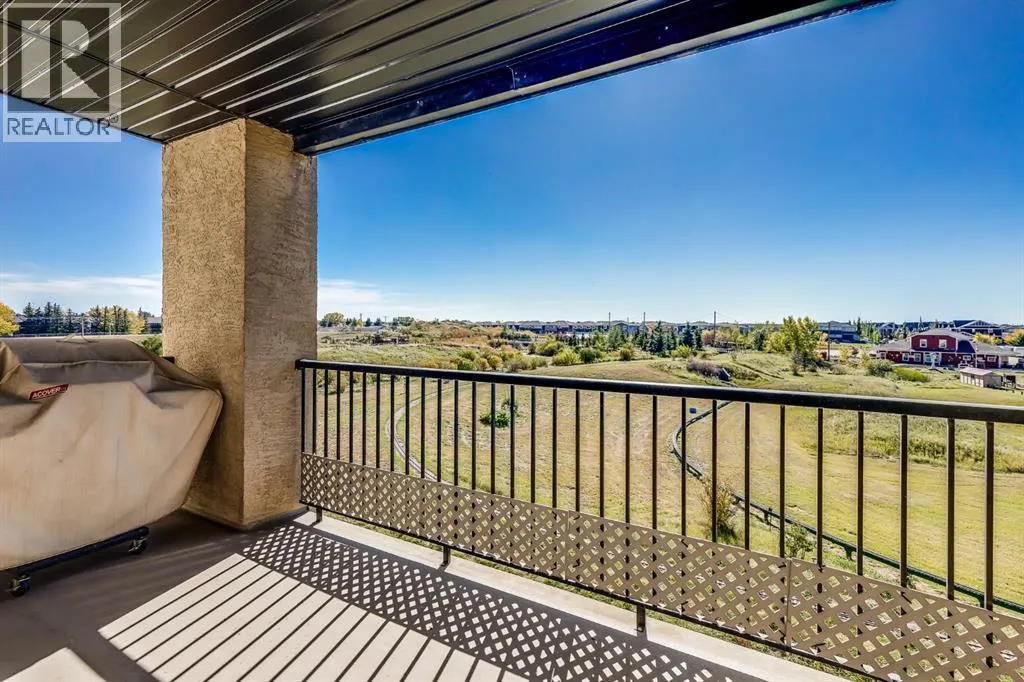 7308, 304 Mackenzie  SW