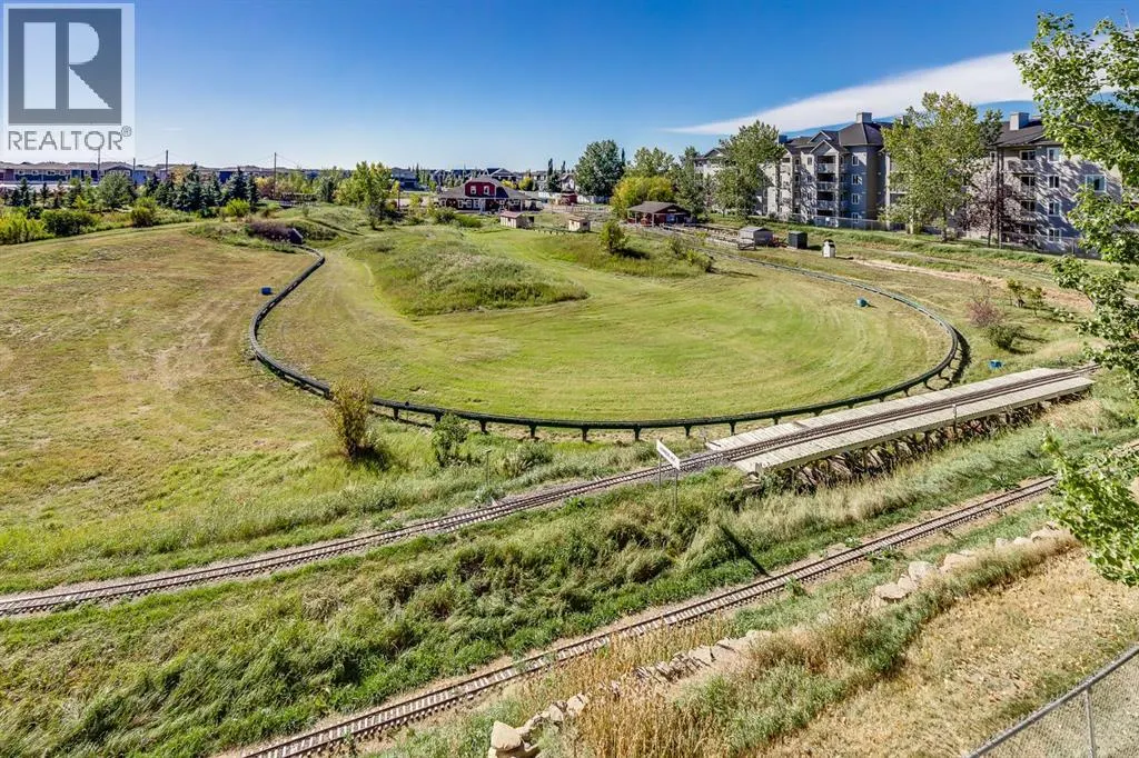 7308, 304 Mackenzie  SW