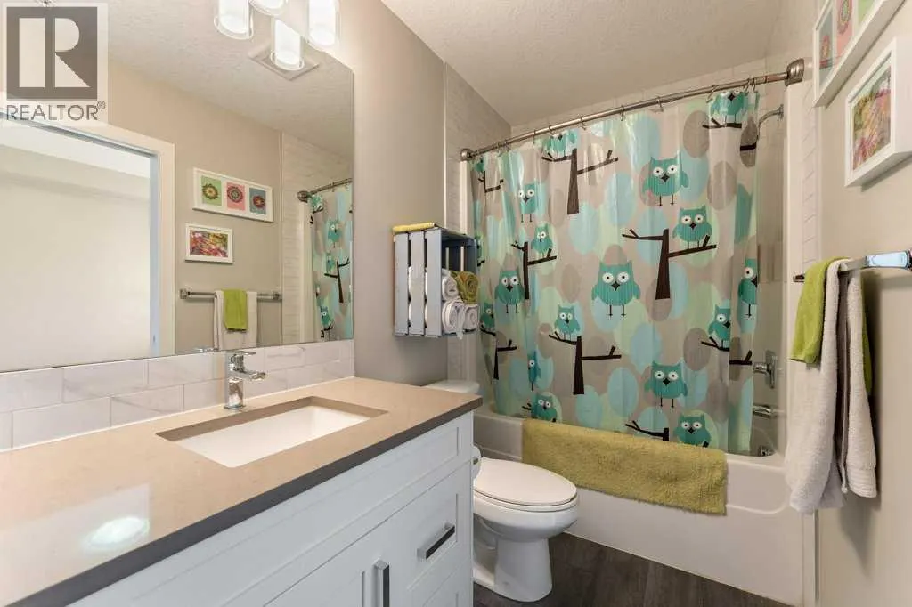 104, 110 Auburn Meadows View SE