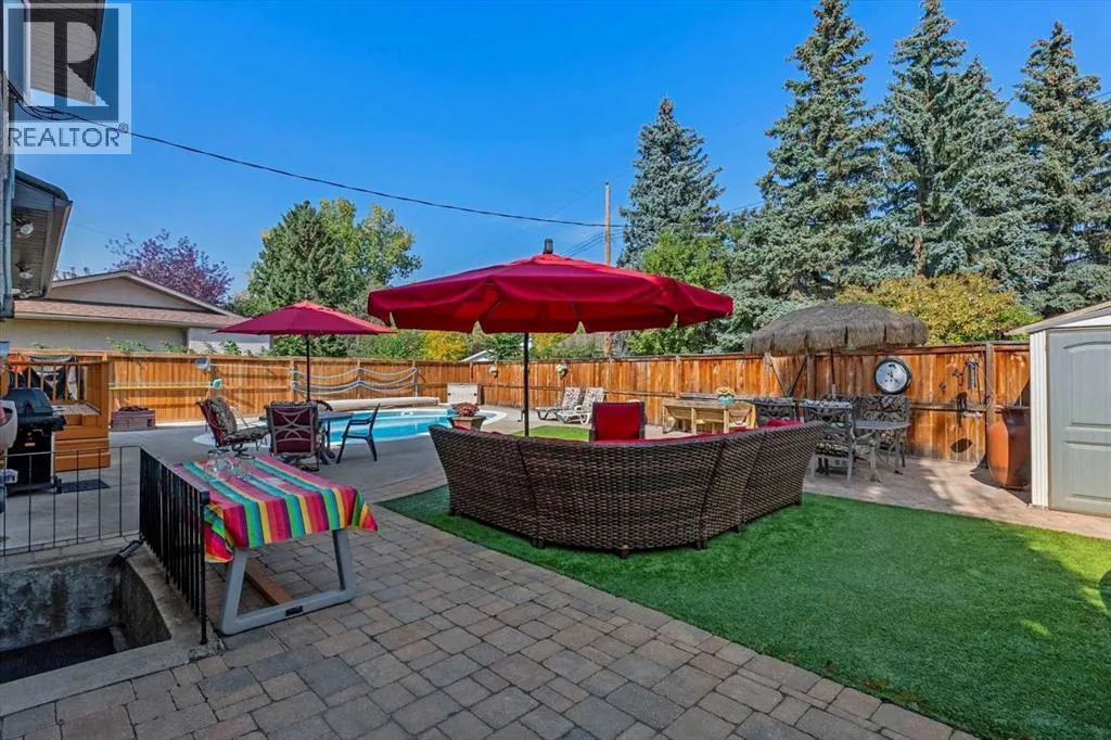 206 Lake Fraser Place SE