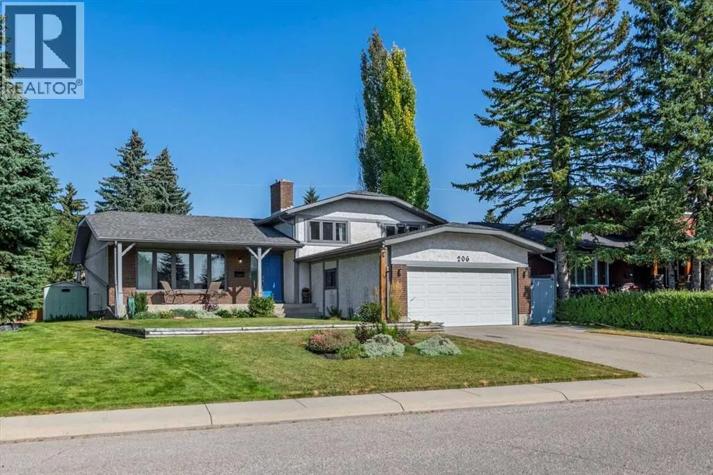 206 Lake Fraser Place SE