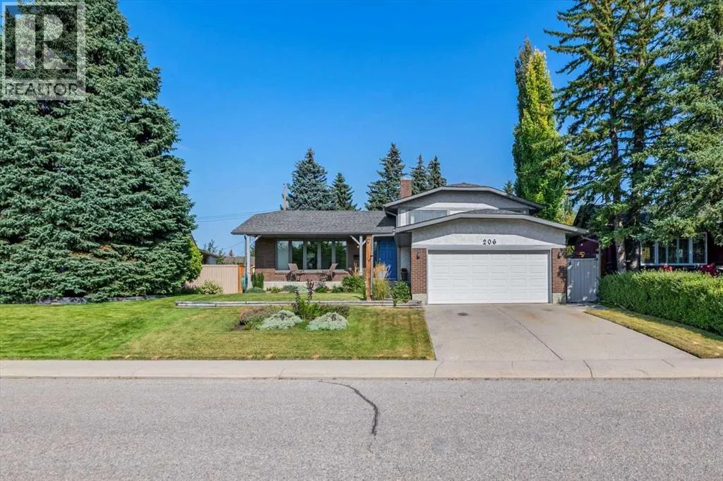 206 Lake Fraser Place SE