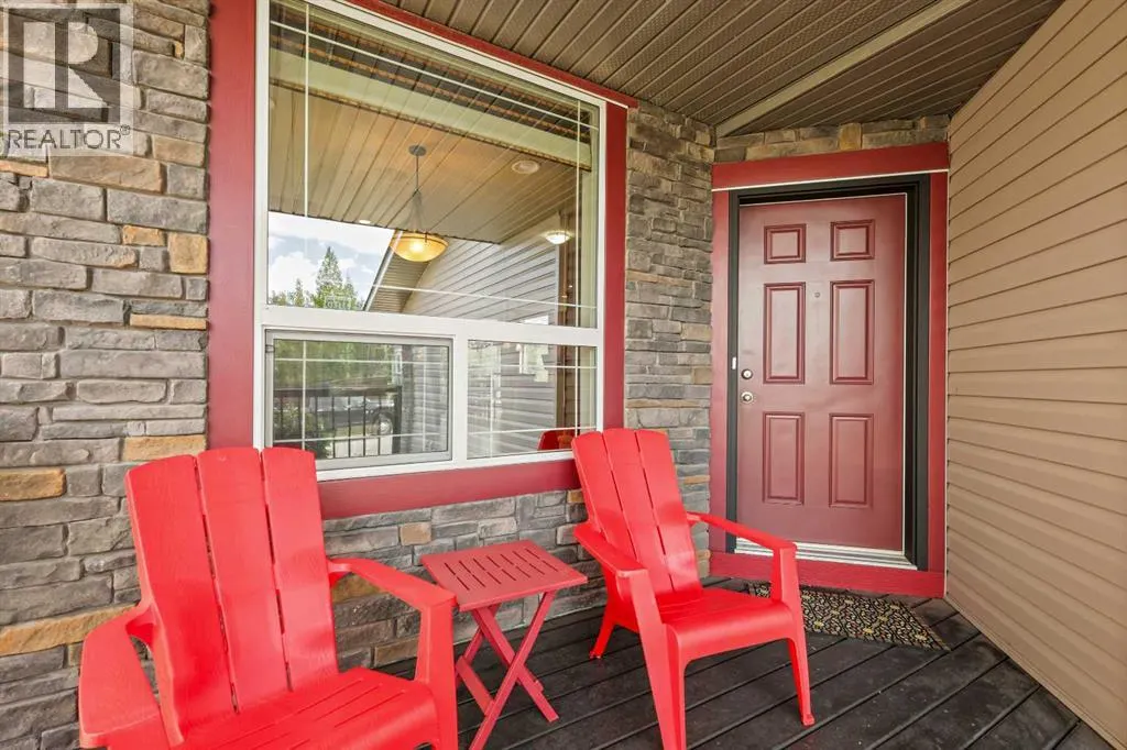 66 Crestbrook Hill SW