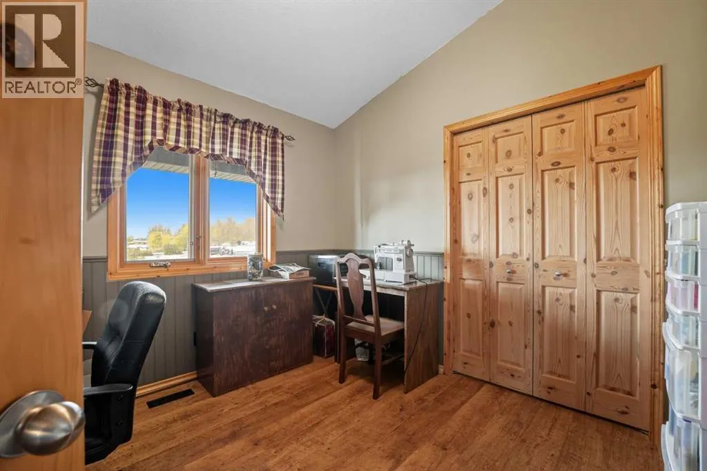 374037 Range Road 6-0