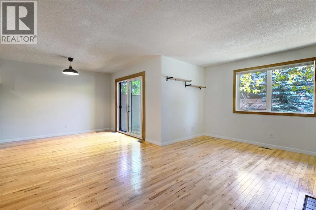 105, 200 Three Sisters Drive