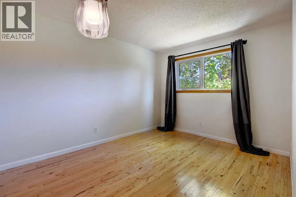 105, 200 Three Sisters Drive