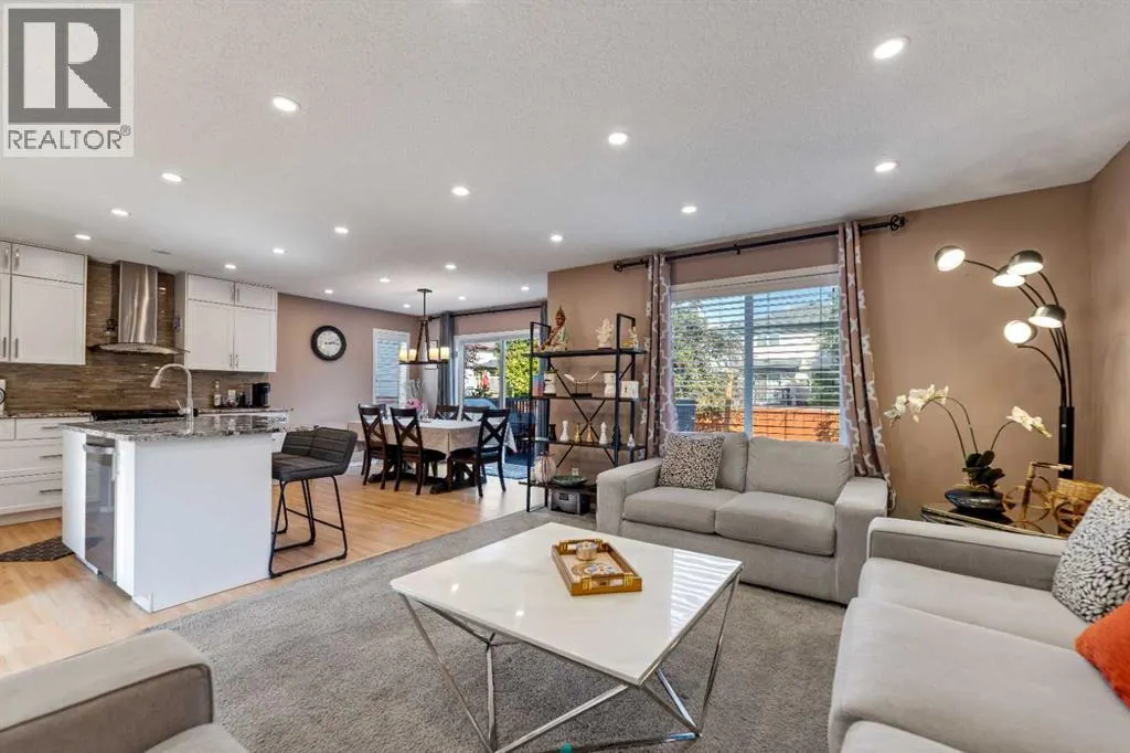 182 Tuscany Ravine Road NW