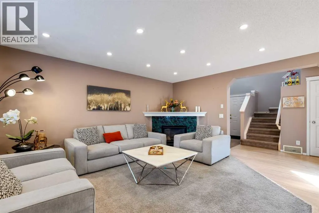 182 Tuscany Ravine Road NW