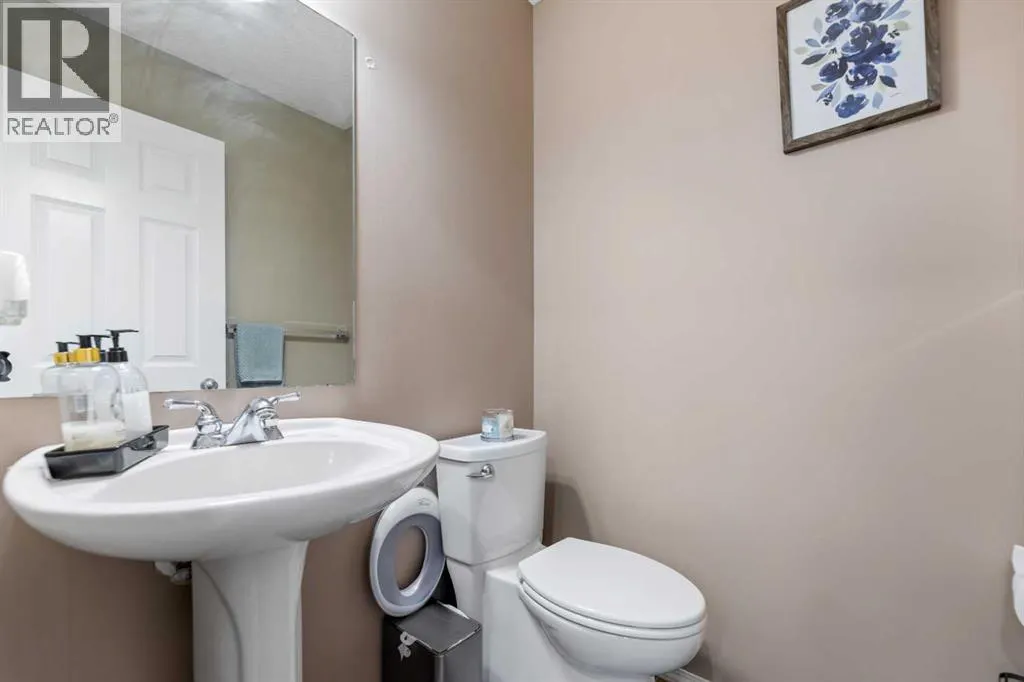 182 Tuscany Ravine Road NW