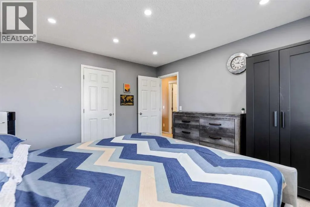 182 Tuscany Ravine Road NW