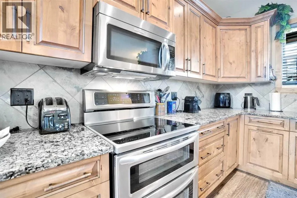 210 CottageClub Crescent