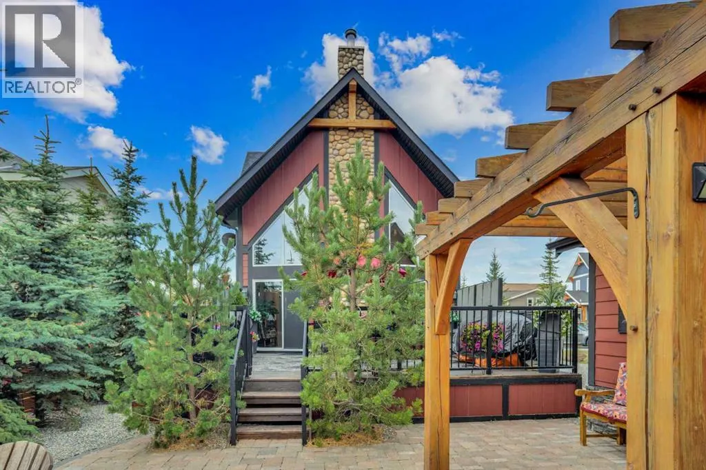 210 CottageClub Crescent