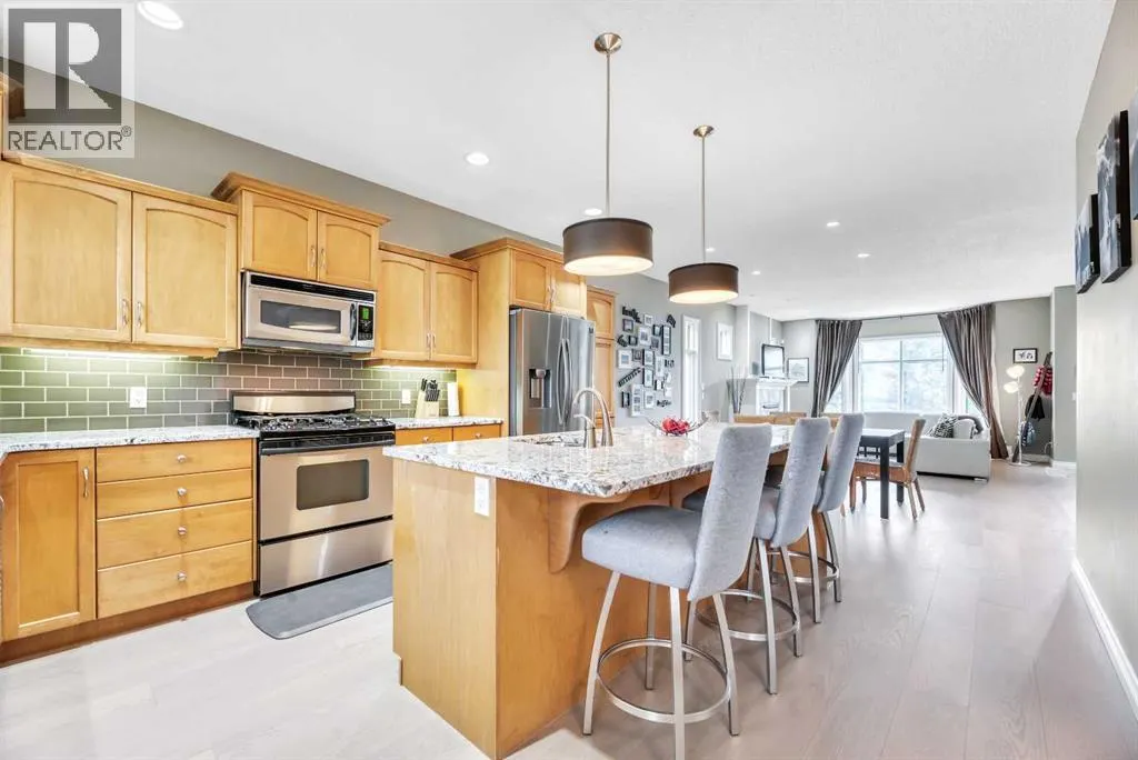 2605 30 Street SW